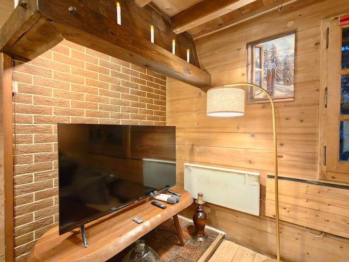 Authentic Alpine Chalet In Megève | Sleeps 6 - Megève