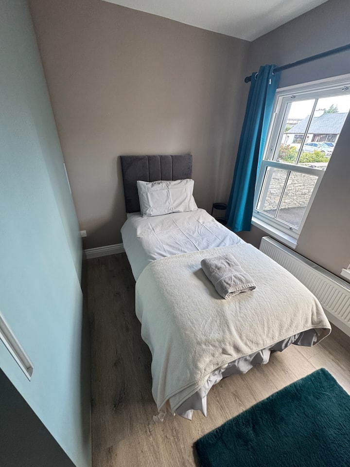Private Room In Family Home With Private Entrance. - Tralee