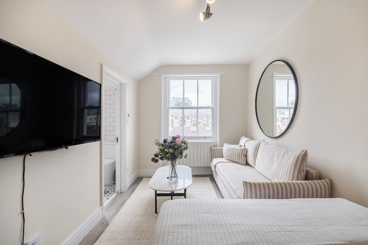 Cool Flat Near Hyde Park - London