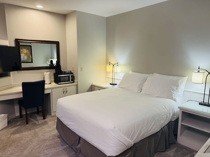 River Ridge 322b- Queen Bed, Ground Floor Condo - Bend, OR