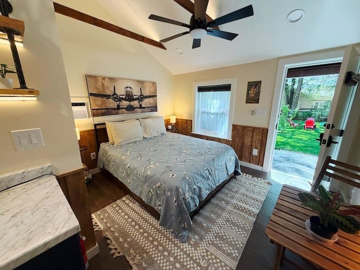 Charming Remodeled Cabin #6 Fire Pit, Near Springs - Glenwood Springs, CO