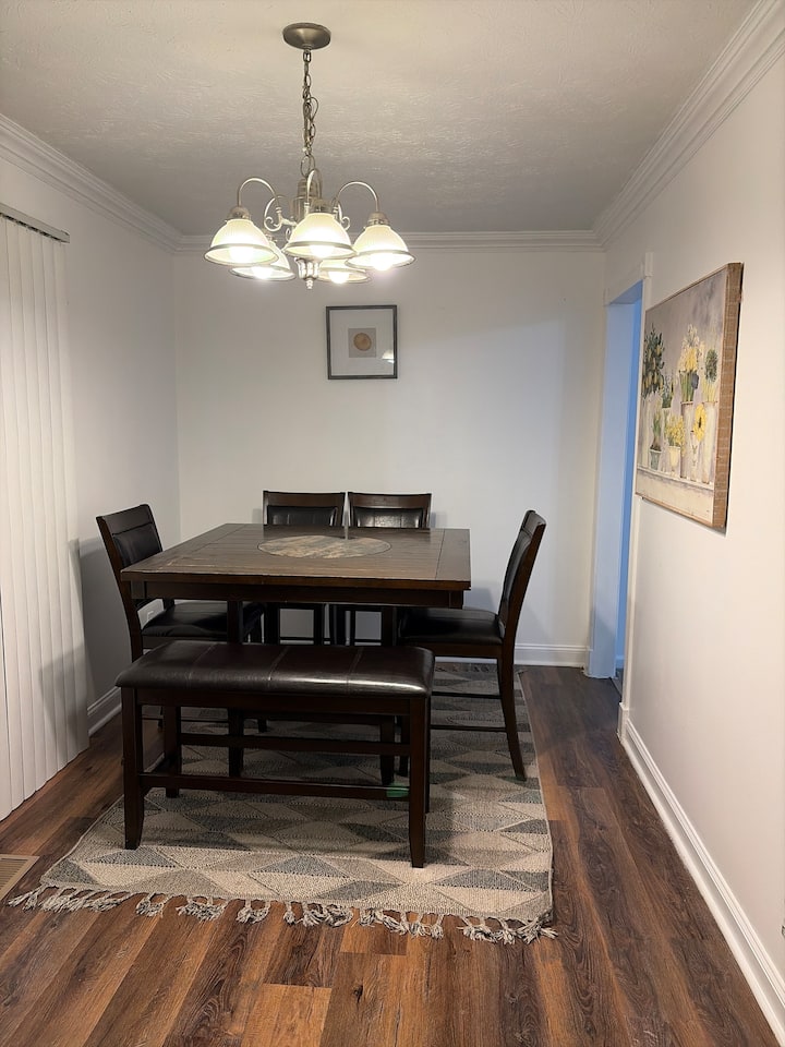 Snellville Cozy Home - Snellville, GA