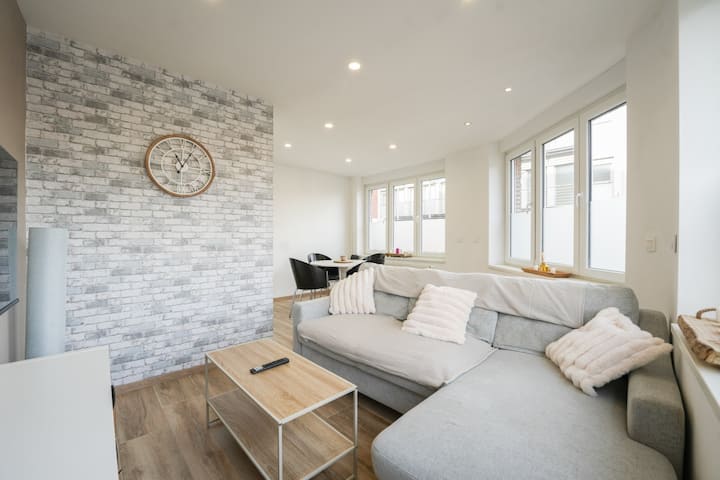 Appartement 2 Chambre Plus Divan Lit - Liège