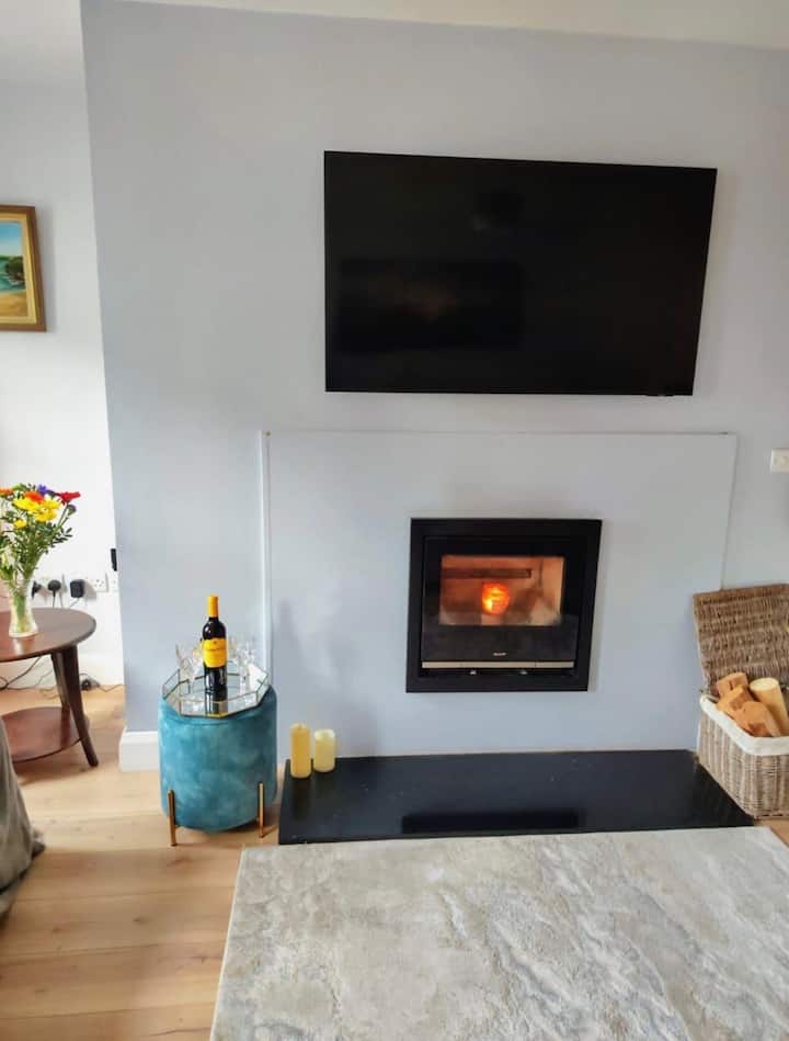 Cosy Coastal Stay In Kilbrittain Village - Bandon