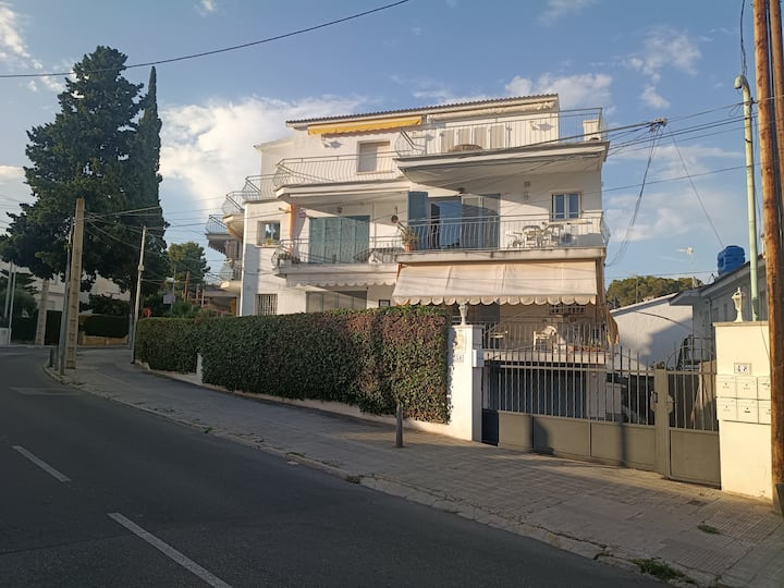 Piso Con 2 Terrazas Y Parking A 10min De La Playa - Calafell