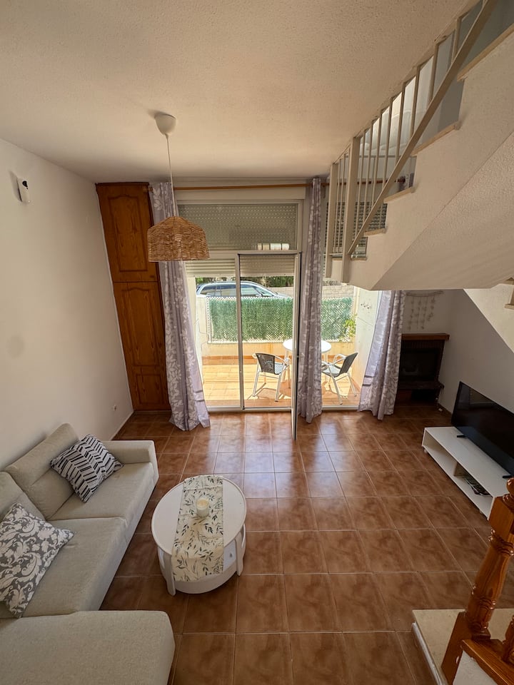 Casa Adosada Con Terraza Y Parking Cerca Del Mar - Oropesa del Mar
