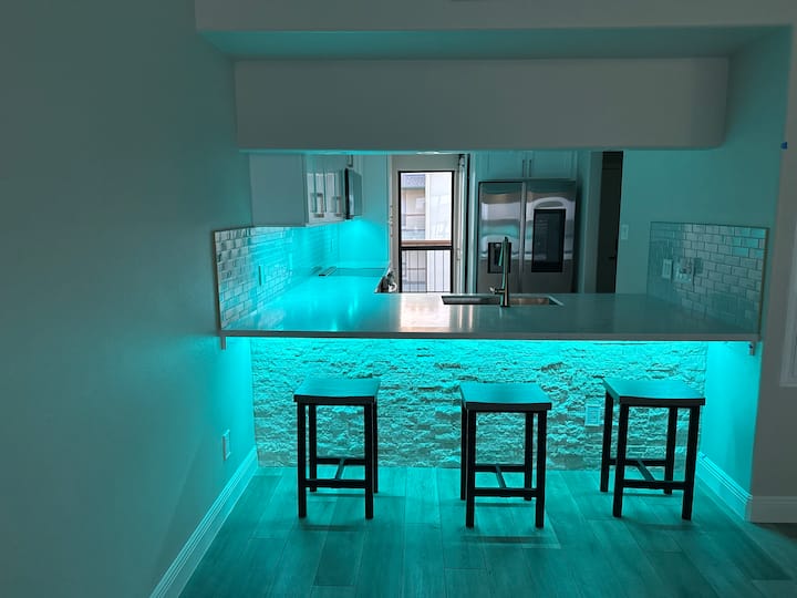 Quiet Lake Retreat - League City, TX