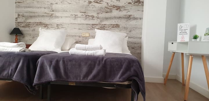 Bonita Habitación Bed&breakfast - La Marina