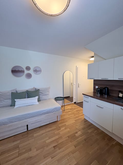 Popular Airbnb listing: Quiet apartment near LKH Süd & the highway in Straßgang