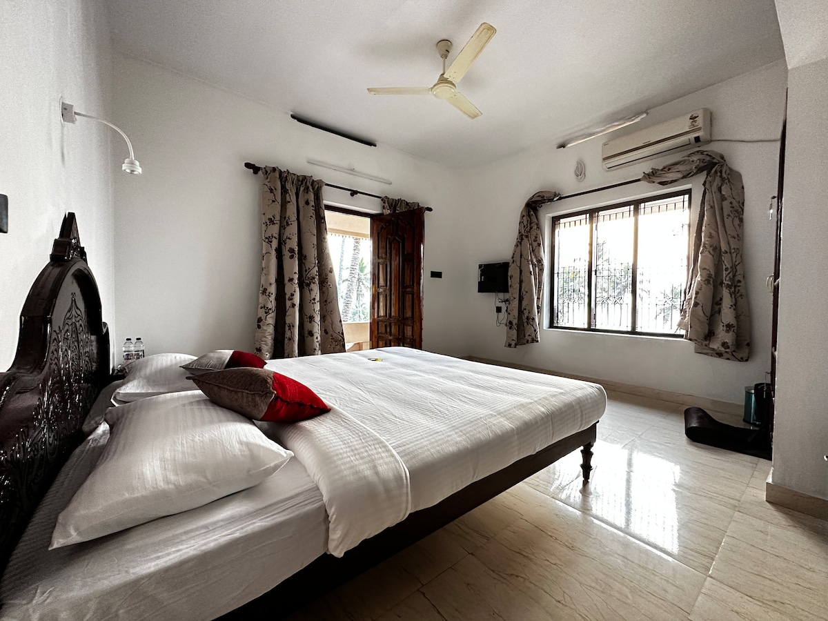 Property image 4 - Beach Serene 3BHK Apartment by Halcyon Travel Tech