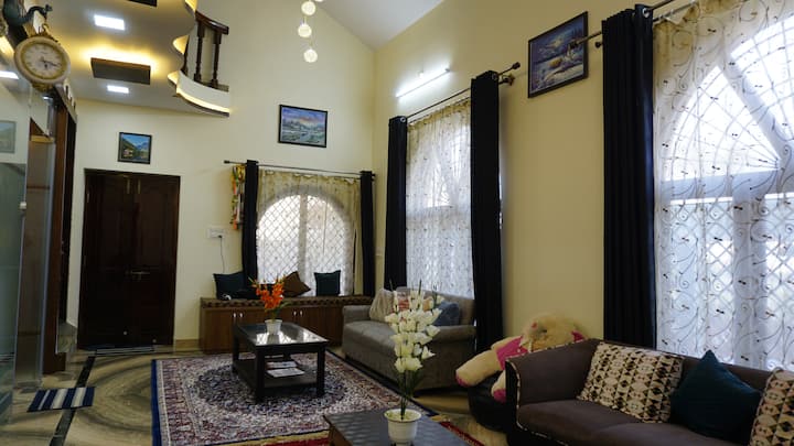 4 Bhk Service Apartment - チクマガルル