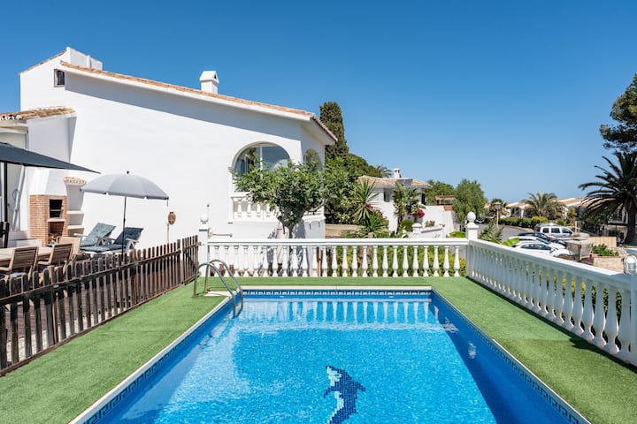 Superbly Situated Villa 67 - La Cala de Mijas