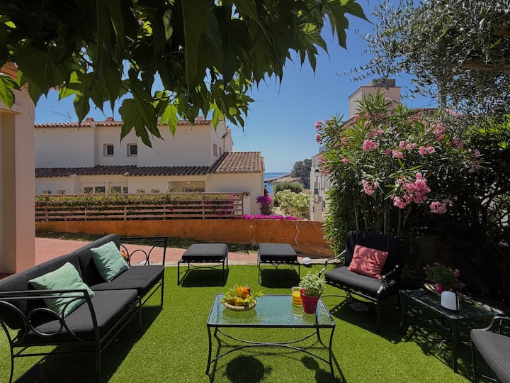 Casa Mediterránea A 100 Metros Del Mar Con Jardín - Begur