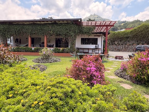 Top performing Airbnb: Special offer: Pay for one night and enjoy two lovely nights in El Retiro