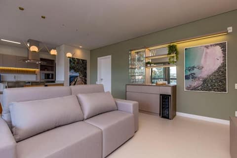 Top Airbnb: Ocean-view apartment, 4BD - Bombinhas in Bombinhas