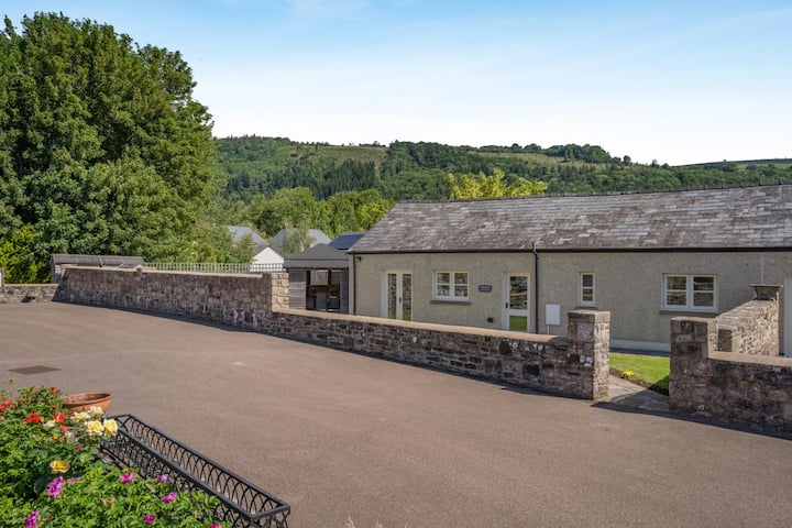 2 Bed In Gilwern (Oc-w44859) - Abergavenny