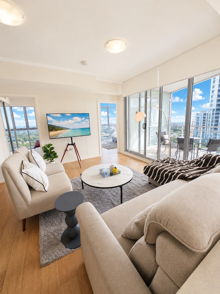 Fullskyview Of Sydney Next Tometro St Leonards2b2b - Crows Nest