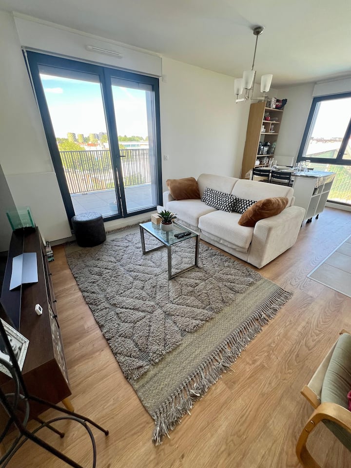 Chez Bibi T3 Moderne Avec Terrasse Parking Bobigny - Bobigny