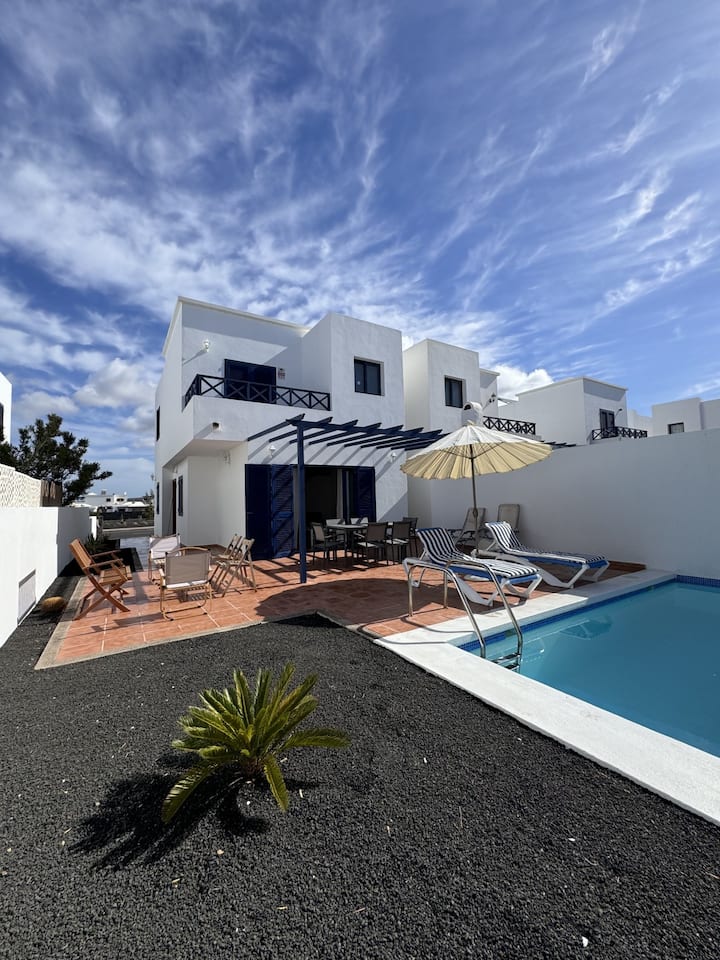 Papagayo House - Playa Blanca