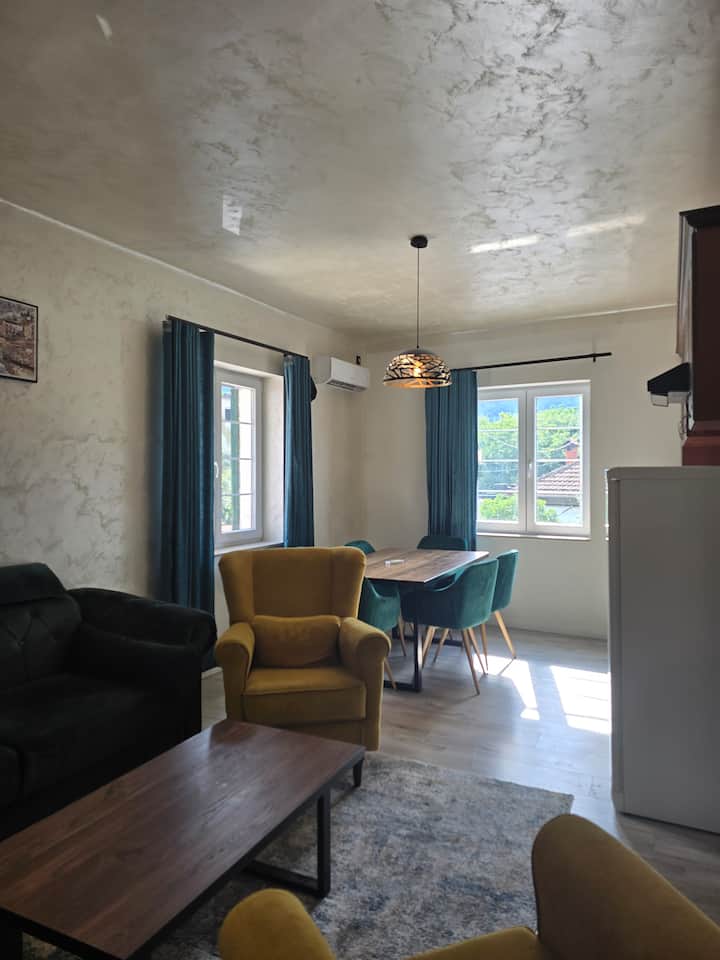 Nuovo Monte Ii Brand New 2 Room Apt-city Centre - 科托