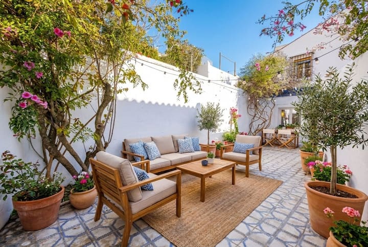 Escape To Casa Serena, Charm, Views & Tranquility - Comares