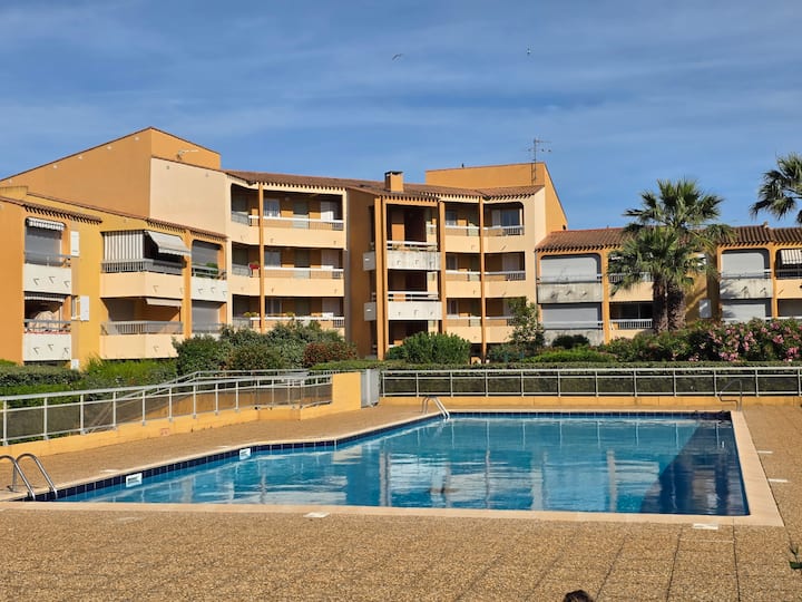 Appartement En Résidence. Le Lavandou T2+ Cabine - Le Lavandou