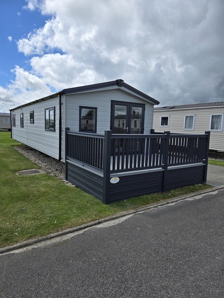 Flamingo Land Holiday Home - Malton
