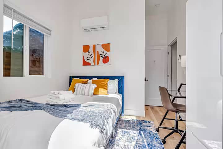 Modern 5br Berkeley Stay+ Ac2 Baths - Oakland, CA