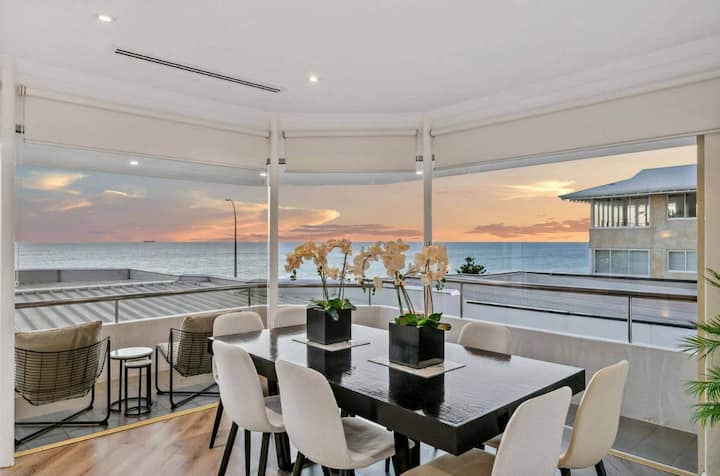 Beach Charade | Cottesloe Panoramic Views - Cottesloe