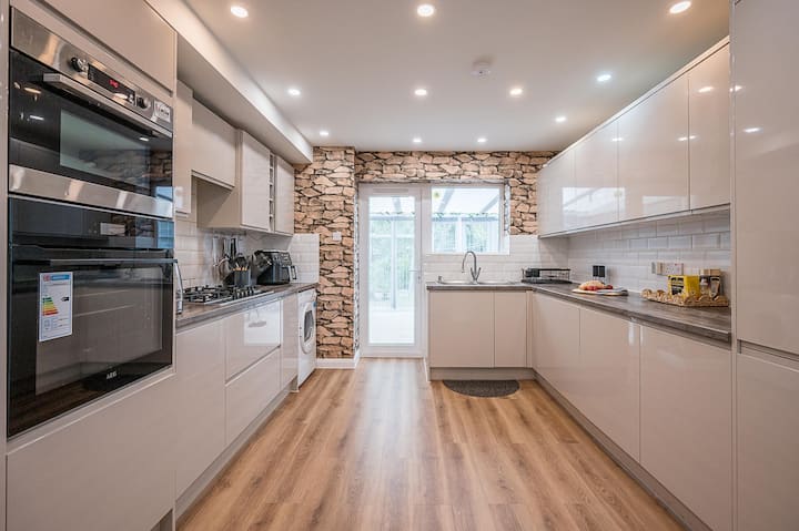 91 Seaward Avenue, Leiston - Southwold