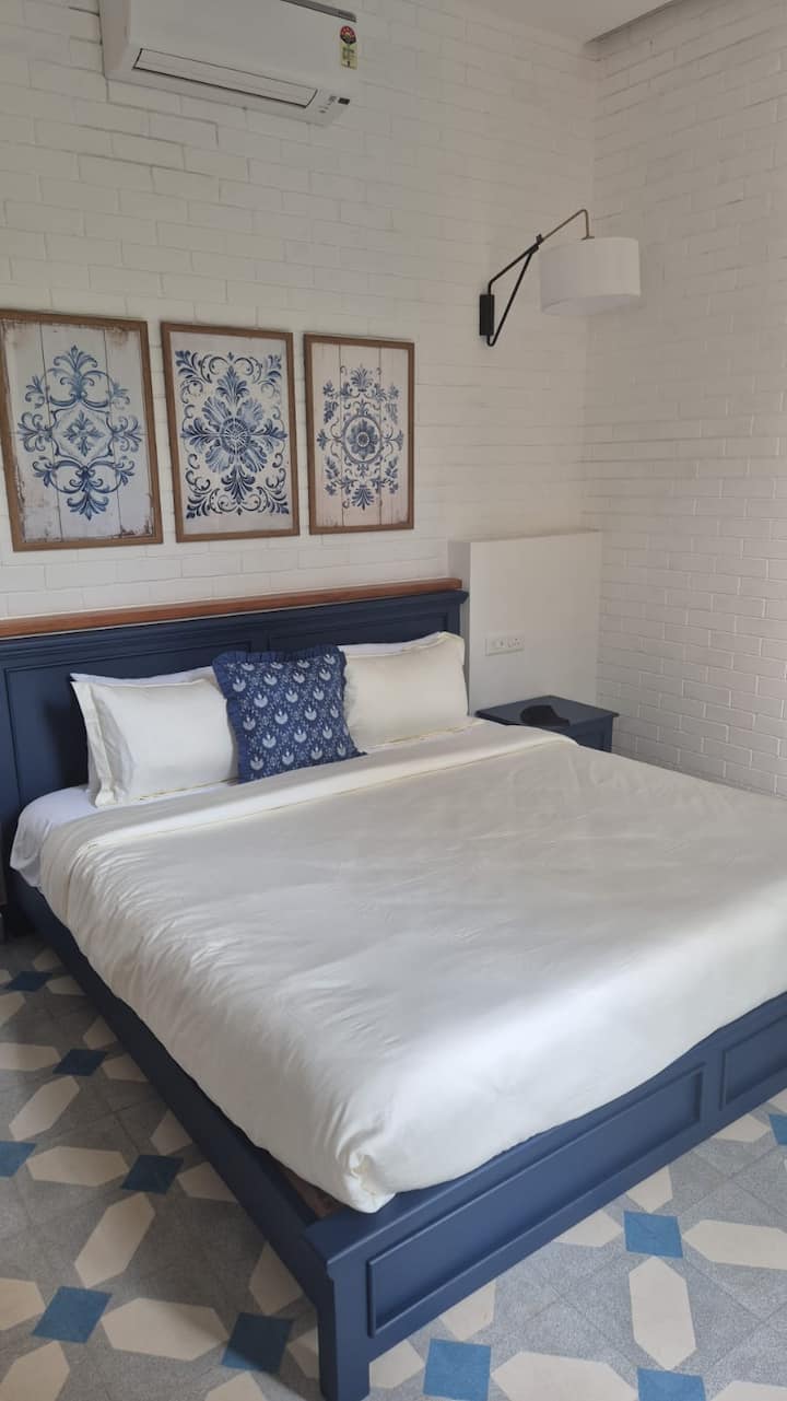 Bedroom 3 image 1