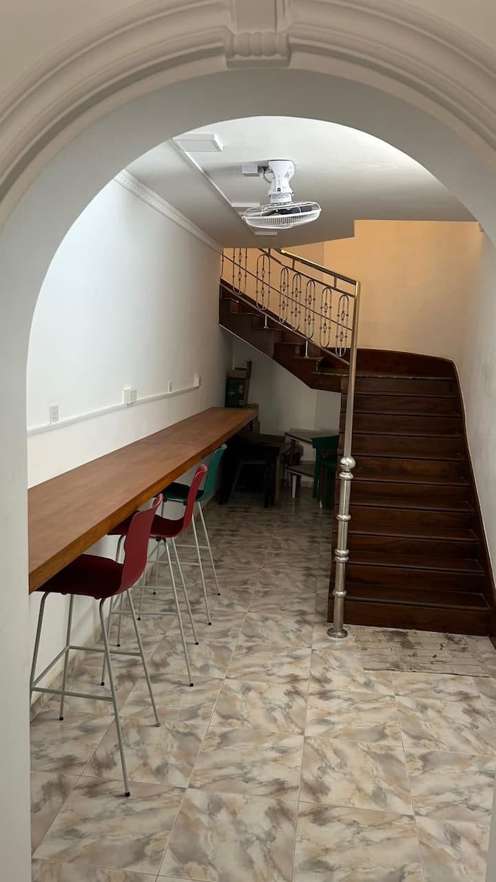 Bed In 10-bed Mixed Dormitory ( Shared Bathrooms ) - Colombo (Sri Lanka)