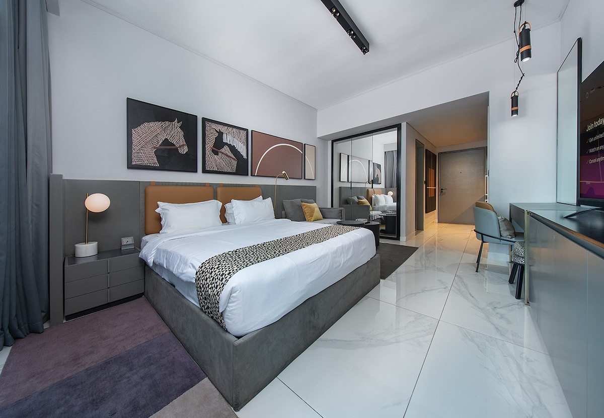Studio Apartment · Downtown Dubai · II 3
