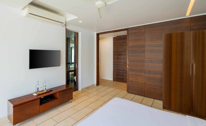 Bedroom 3 image 1