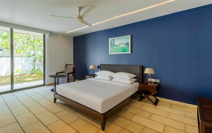 Bedroom 1 image 1