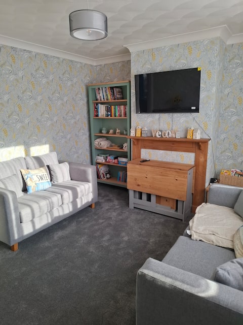 Popular Airbnb listing: Three-bedroom home in the heart of Skegness. in Skegness