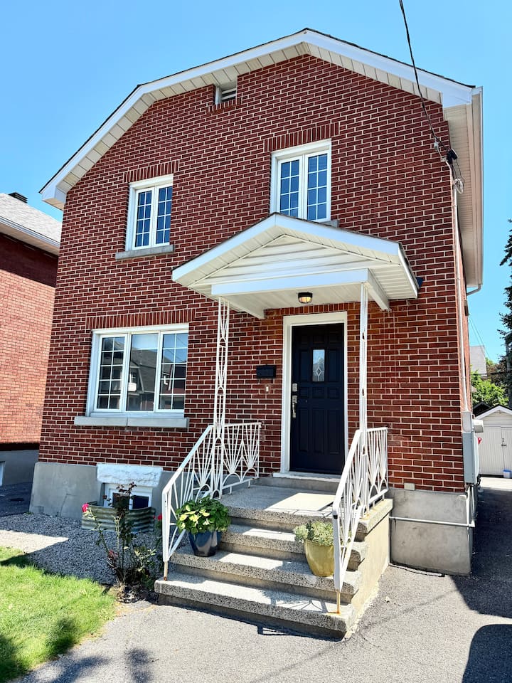 Single-family 3br In The Heart Of Wellington West - Ottawa