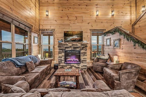Summit Splash cabin in Sevierville - Photo 2