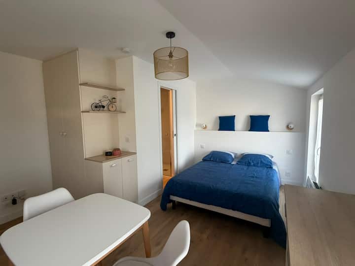Studio Indépendant Rénové à Quimper Proche Centre - Quimper