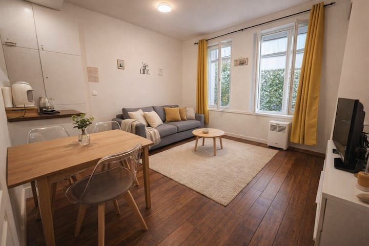 Studio Calme&climatisé Rue Burq-montmartreabbesses - París