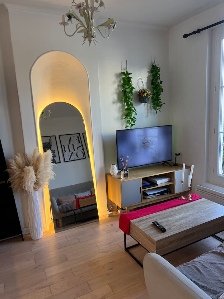 Appartement Cosy 2 Pièces Au Cœur De Paris - Gare du Nord