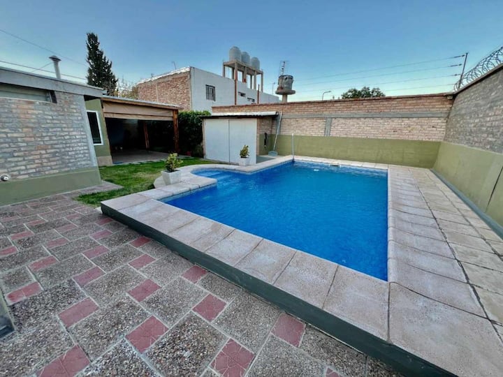 Armani 1557 Godoy Cruz Mendoza - Mendoza