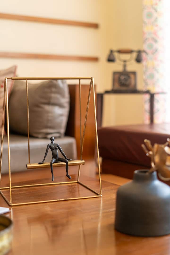 Living room image 7