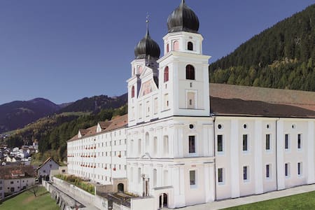 BlackHome GmbH