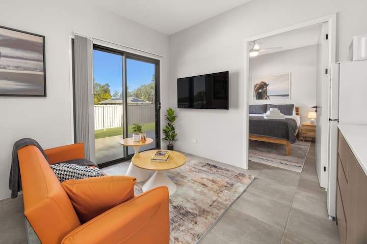 Brand New - Apartment (2) Queen Bed & Bath - Caboolture