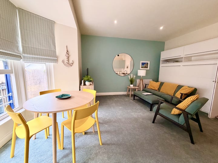 Central Tenby Flat~walk To Beach Shops Restaurants - 屯貝