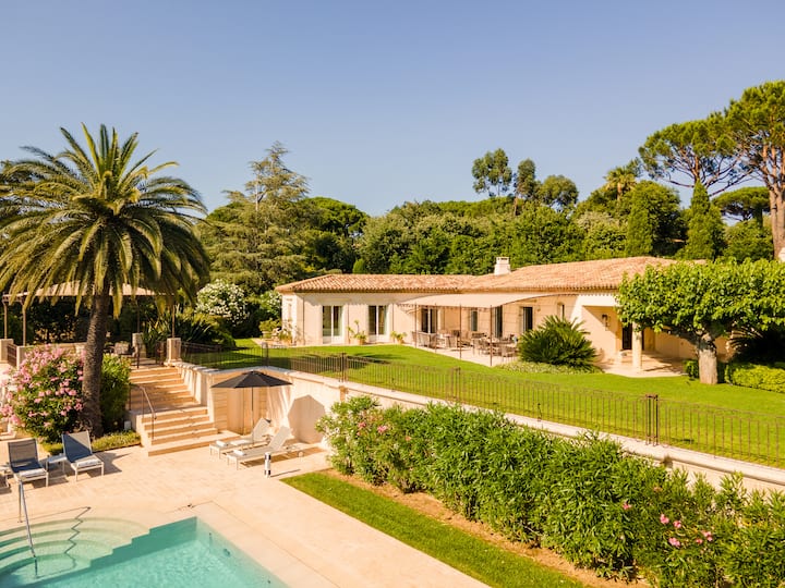 Luxe: Villa Eclipse 8br/16p - Saint-Tropez