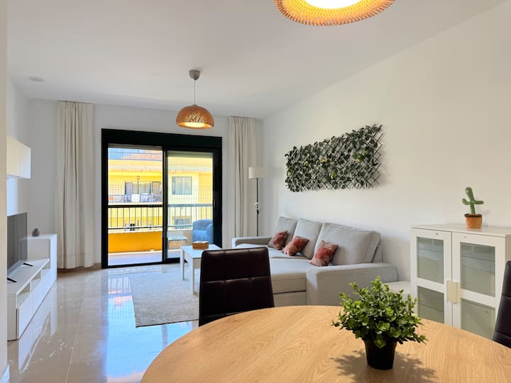 Stylish New Seaview Apartment With Pool - 마르베야