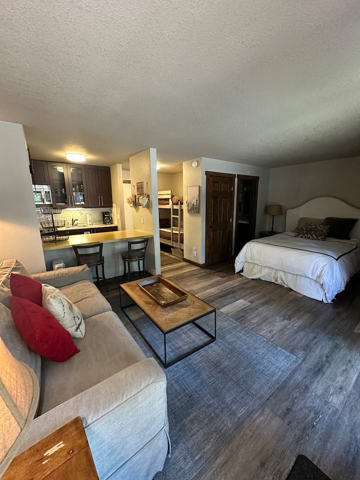 Studio - Downtown Mammoth Lakes - Mammoth Lakes, CA