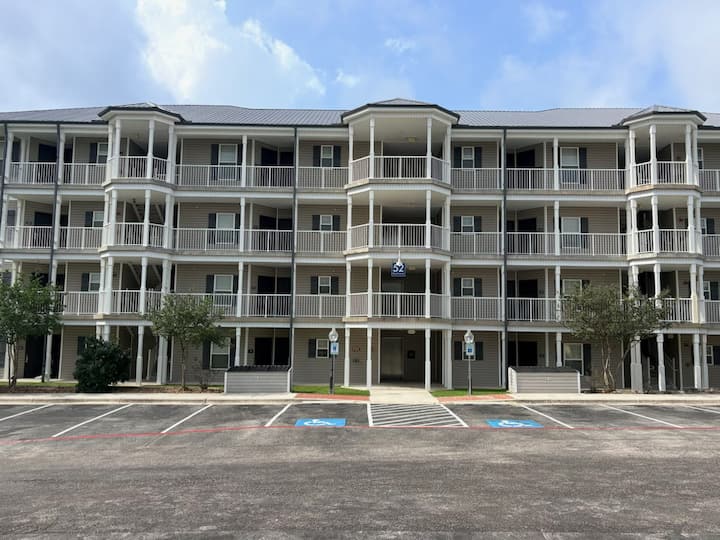 Relaxing 2br W/ Ac, Wifi · Canyon Lake #417 - Wimberley, TX